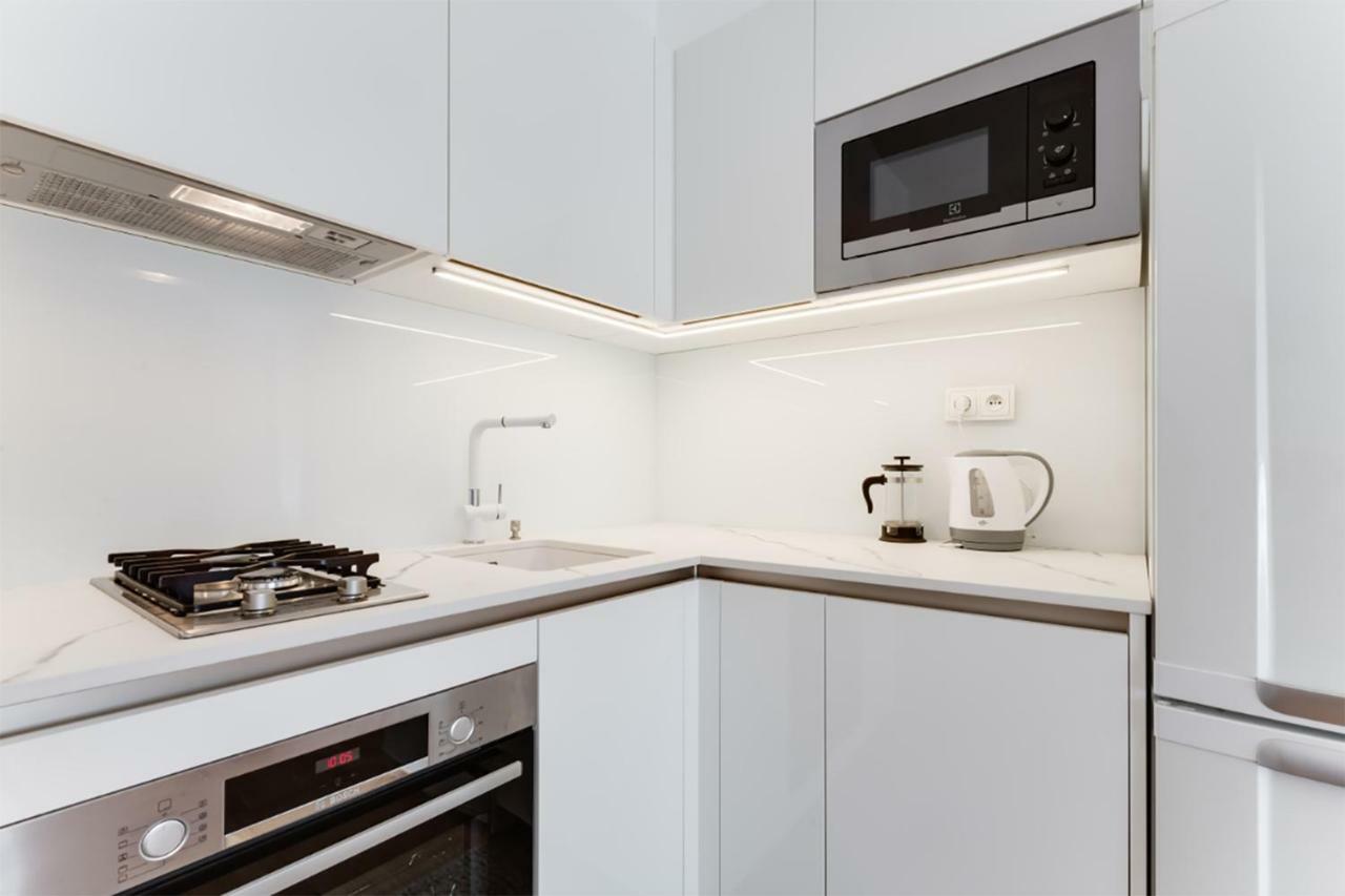 The Dancing House Residence, Two Bedroom Apartment With Balcony Near River! Praga Exterior foto